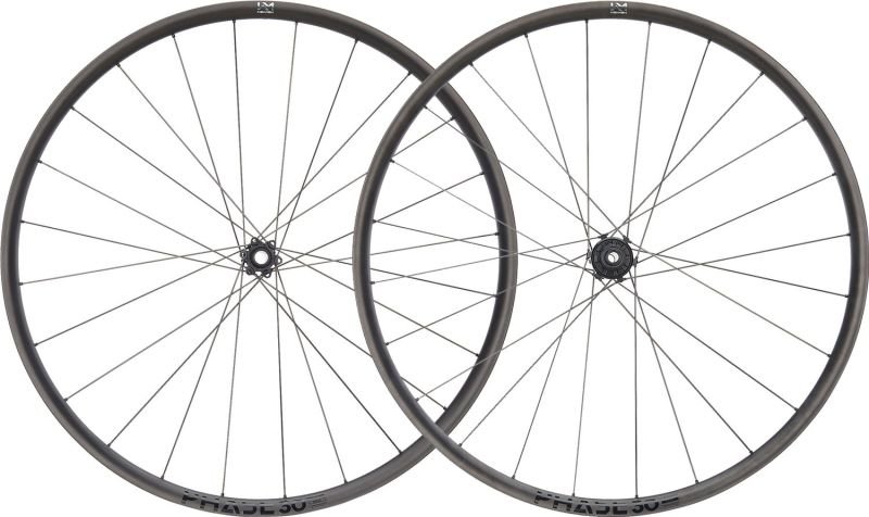 newmen-phase-30-xc-vonoa_4wl_800x476 Newmen Phase 30 VONOA XC 29" 6-Loch Sram XD Laufradsatz – Bild 1