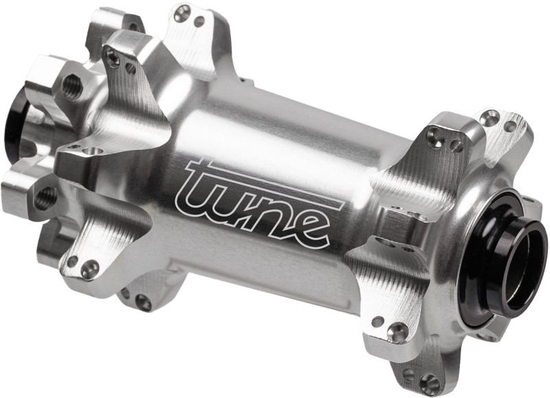 BVN-b1084_wgu_800x579 Tune Nano Boost 6-Loch MTB 28h Vorderradnabe Silber mit Standard Lager – Bild 1